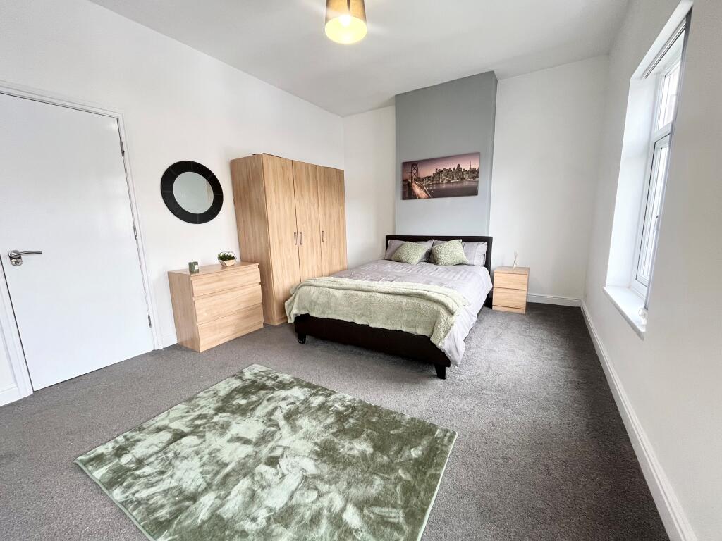 Additional image 2 of Room 1, Douglas Road