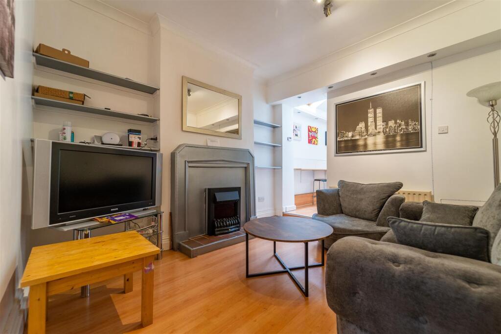 Primary image of Harborne Park Road, Birmingham, West Midlands, B17