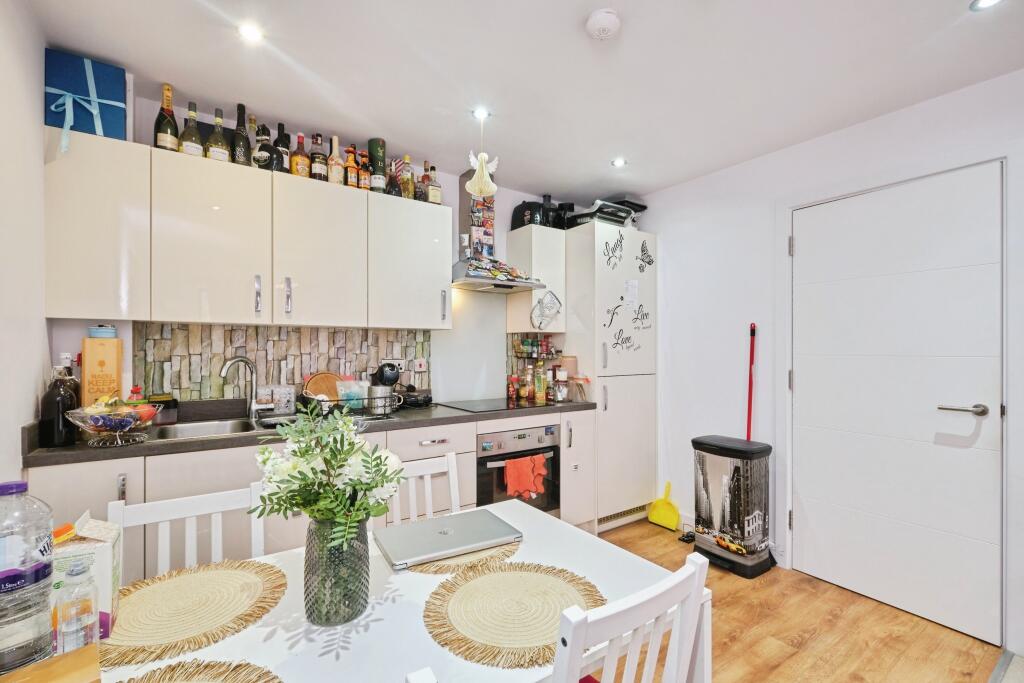 Additional image 13 of 14 Summer Lane, Birmingham, B19