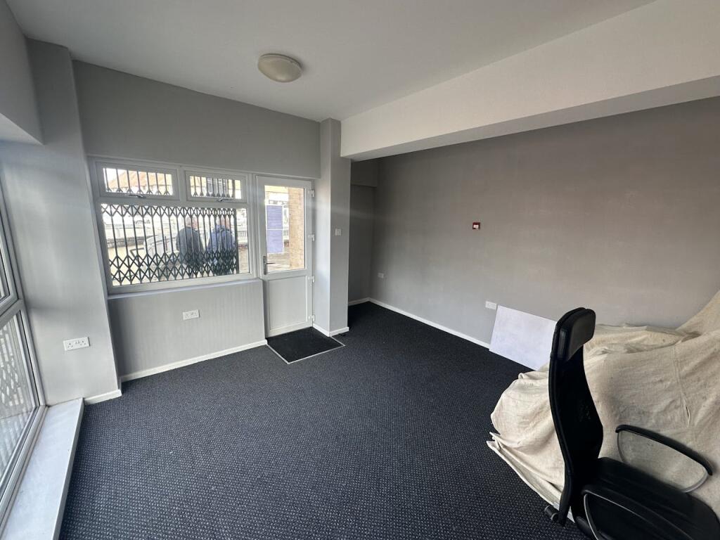 Additional image 3 of Shop 3, Shakespeare Building, 332 Hobs Moat Road, Sheldon, B26 3NJ