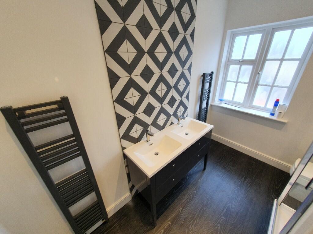 Additional image 13 of The Square, Birmingham, B17 9EH