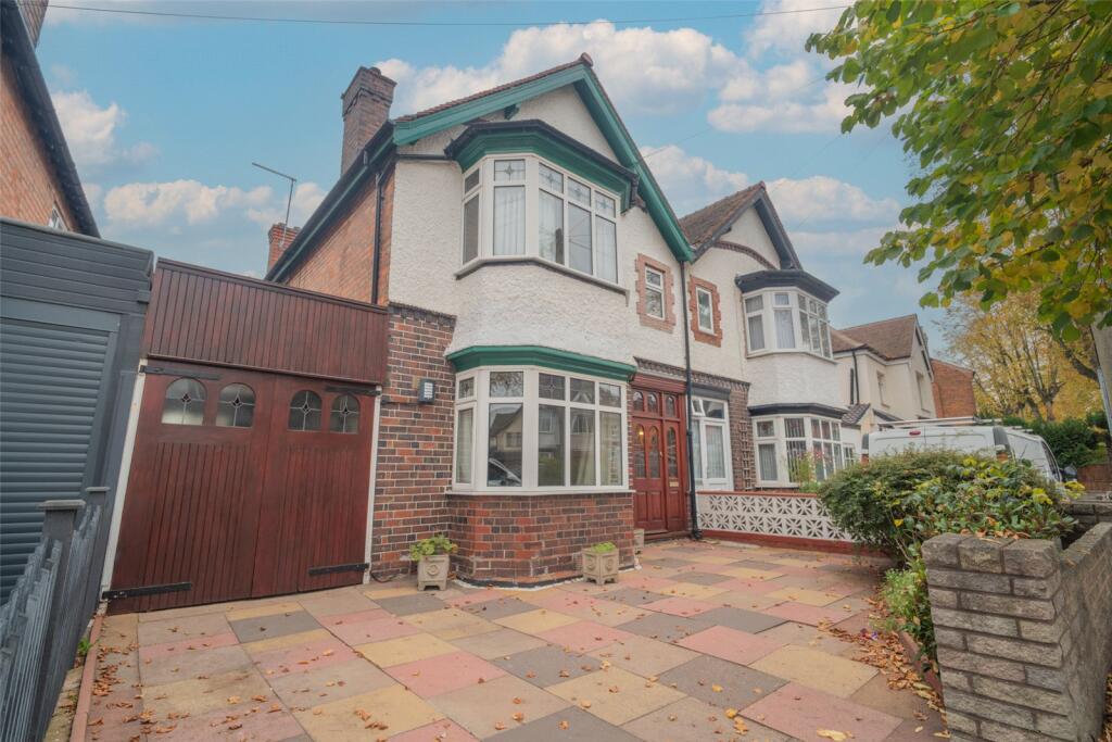 Property image for Russell Road, Hall Green, Birmingham, West Midlands, B28