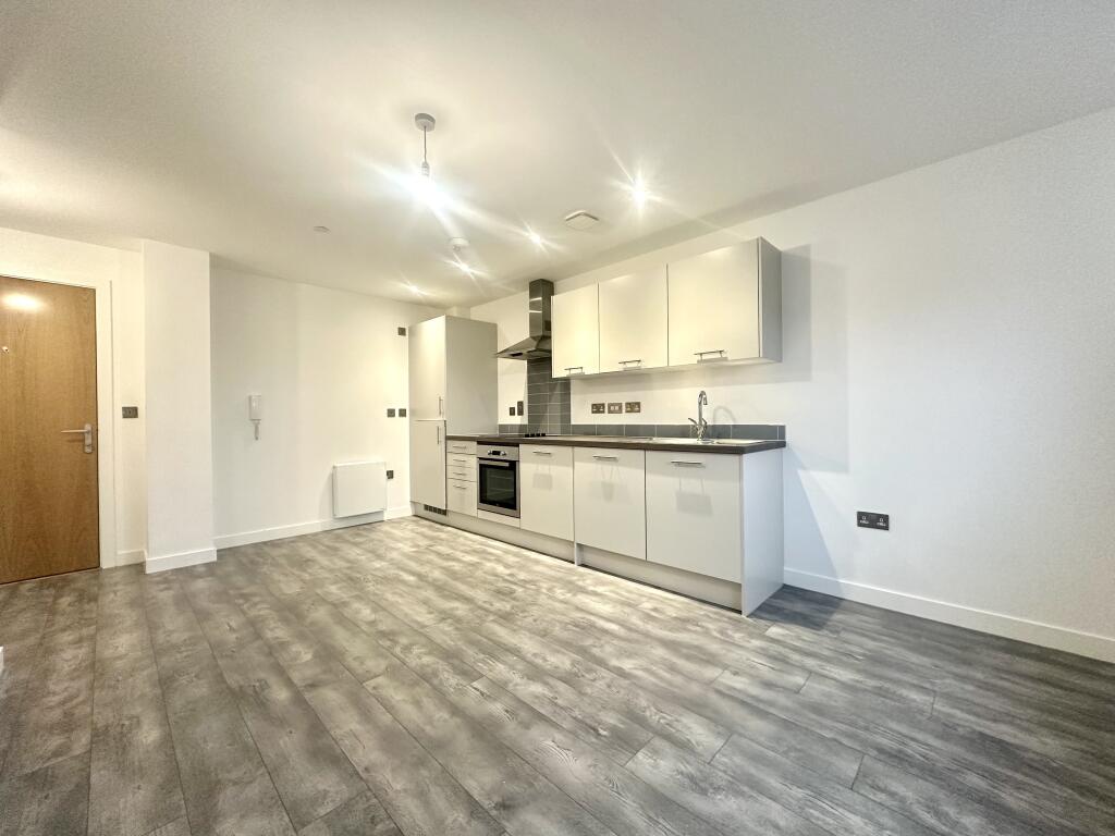 Additional image 2 of Equipoint, Yardley, B25