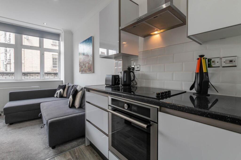 Additional image 9 of Burne Jones House, Bennetts Hill, B2 5RS