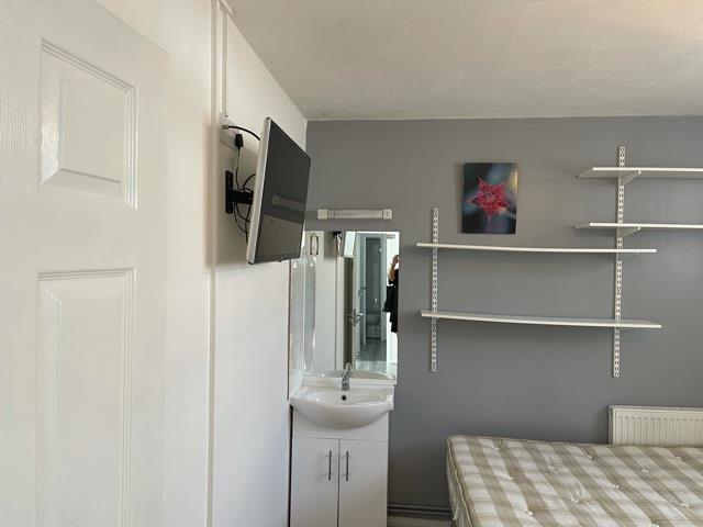 Additional image 7 of Metchley Drive, Selly Oak, Birmingham