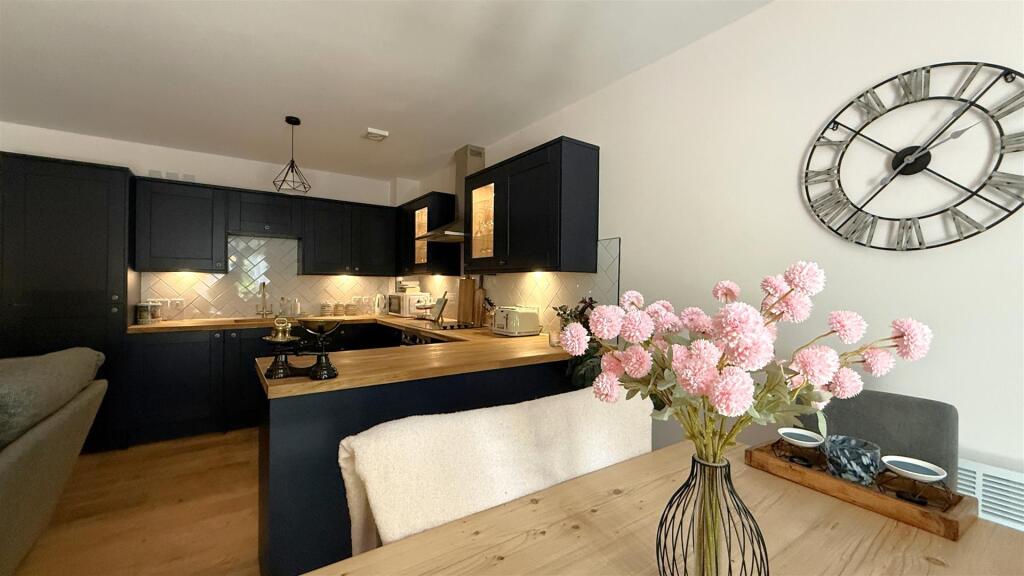 Additional image 5 of Middlepark Drive, Northfield, BVT, Birmingham,