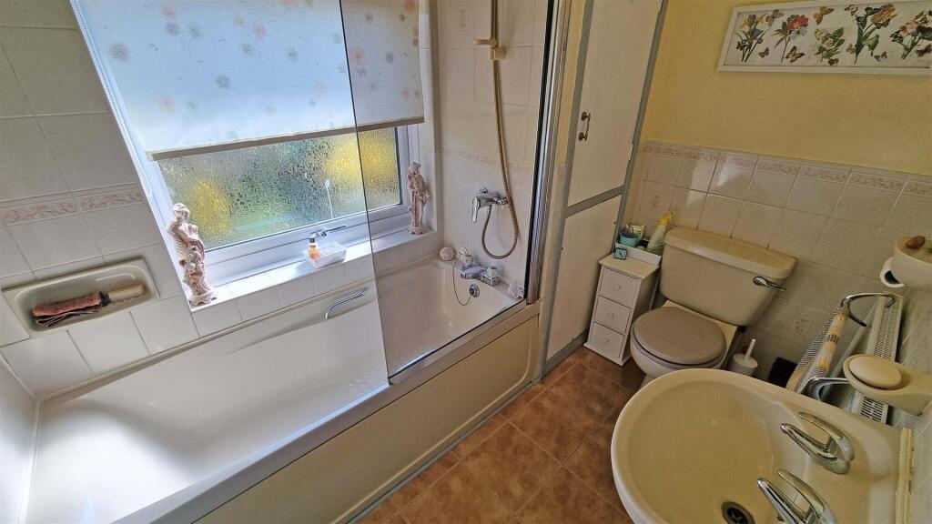 Additional image 9 of Hollywood Lane, Hollywood