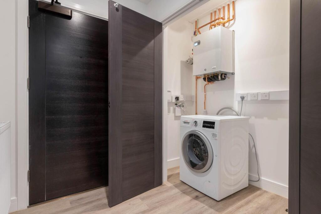 Additional image 13 of The Lancaster, Snow Hill Wharf, 62 Shadwell Street, B4 6LP