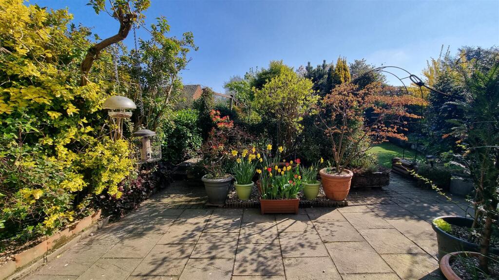 Additional image 12 of Hollywood Lane, Hollywood