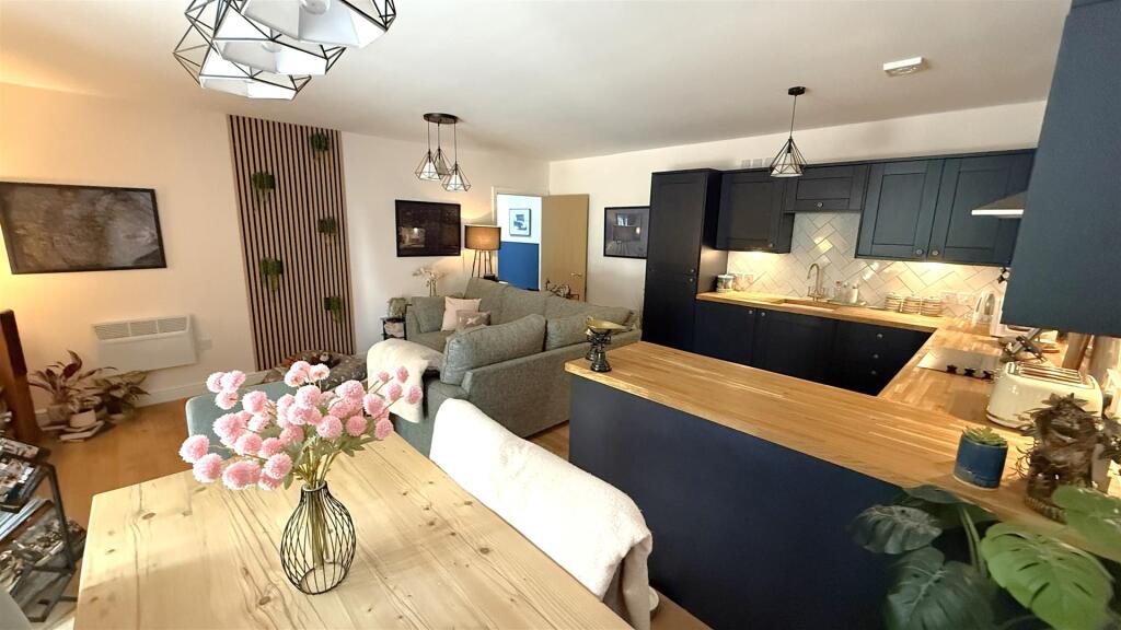 Additional image 6 of Middlepark Drive, Northfield, BVT, Birmingham,