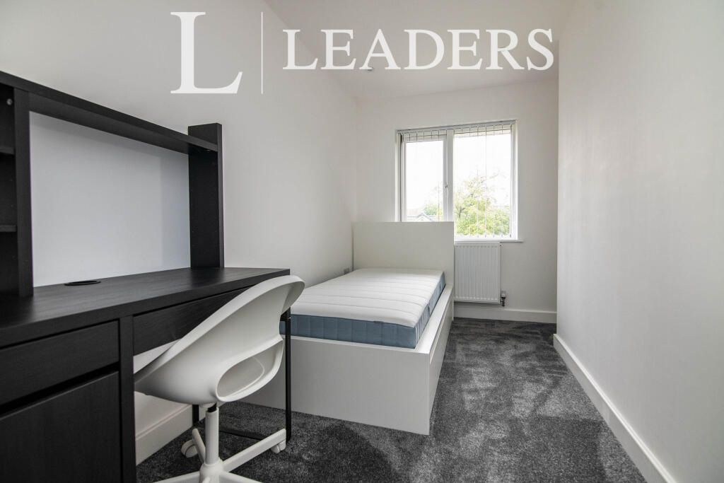 Additional image 11 of 19 Adams Hill, B32