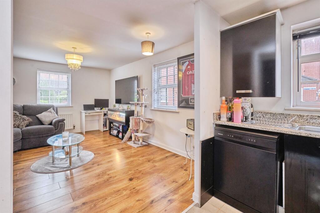 Additional image 13 of Horseshoe Crescent, Birmingham