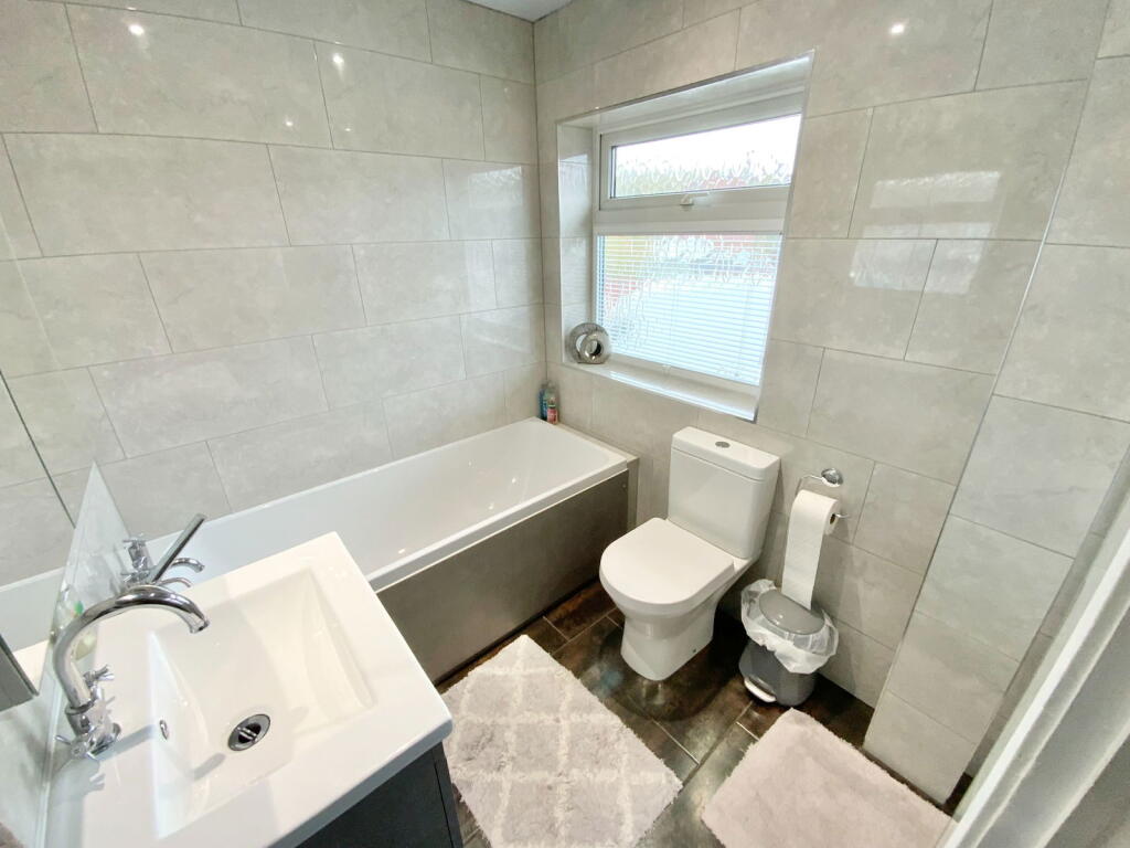 Additional image 9 of QUINTON, Clay Drive