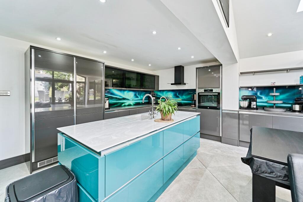 Additional image 7 of Queslett Road, Birmingham, B43