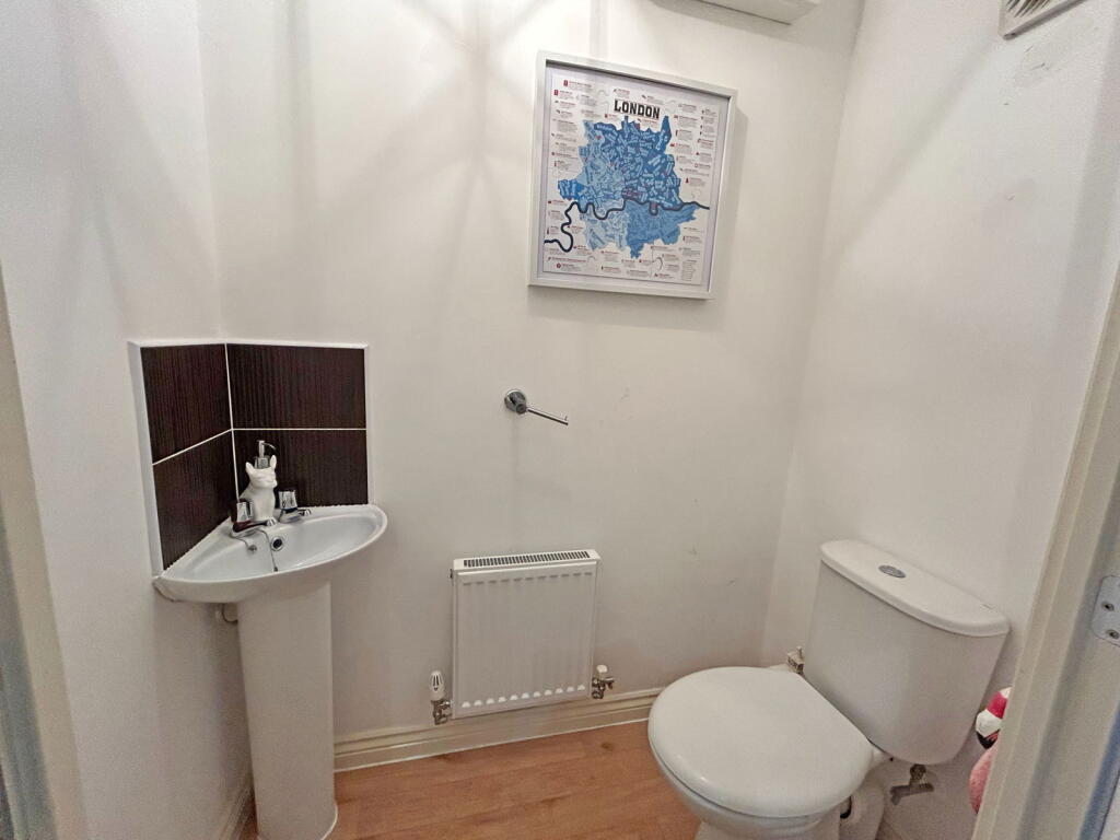 Additional image 5 of Butterworth Close, Wythall, B47 6AH