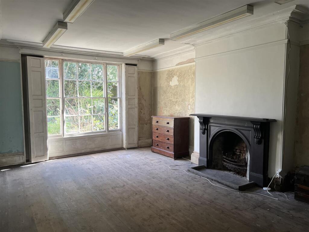 Additional image 23 of Coleshill House & Coach House - High Street, Coleshill