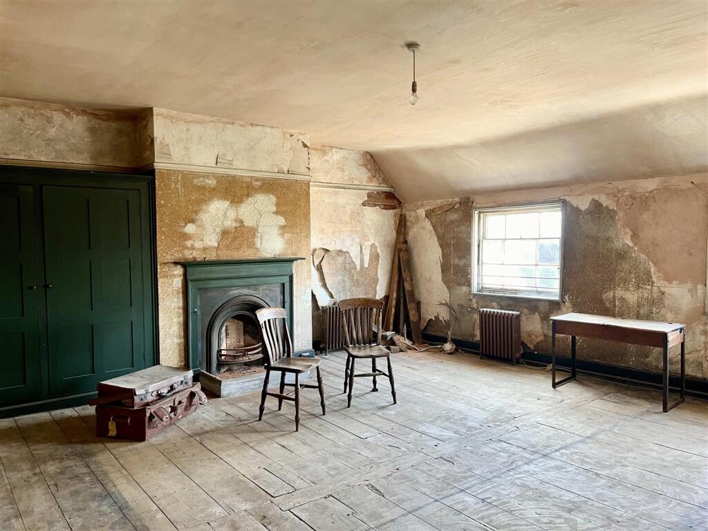 Additional image 29 of Coleshill House & Coach House - High Street, Coleshill