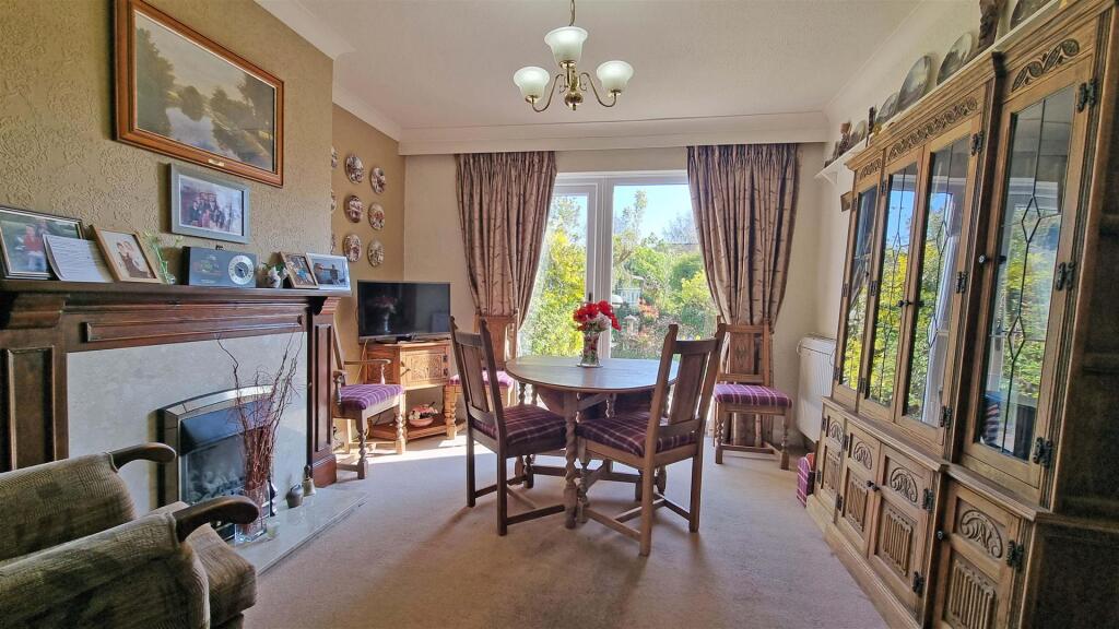 Additional image 4 of Hollywood Lane, Hollywood