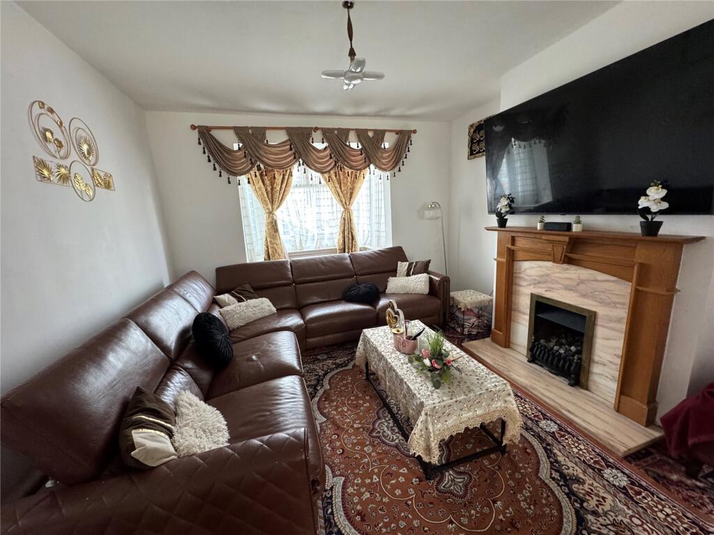 Additional image 21 of Redthorn Grove, Birmingham, West Midlands, B33