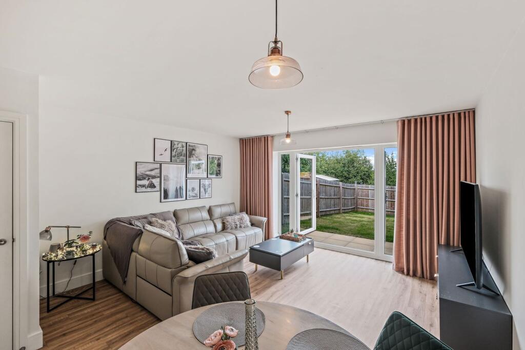 Additional image 3 of Russell Street, Cofton Hackett, B45