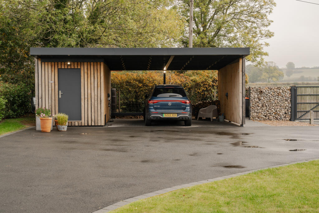 Additional image 38 of School Farm Barn, Maxstoke, Warwickshire