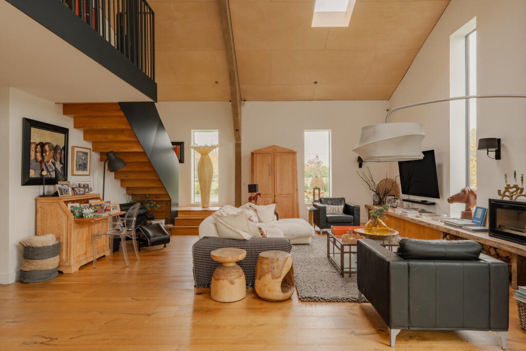 Additional image 13 of School Farm Barn, Maxstoke, Warwickshire