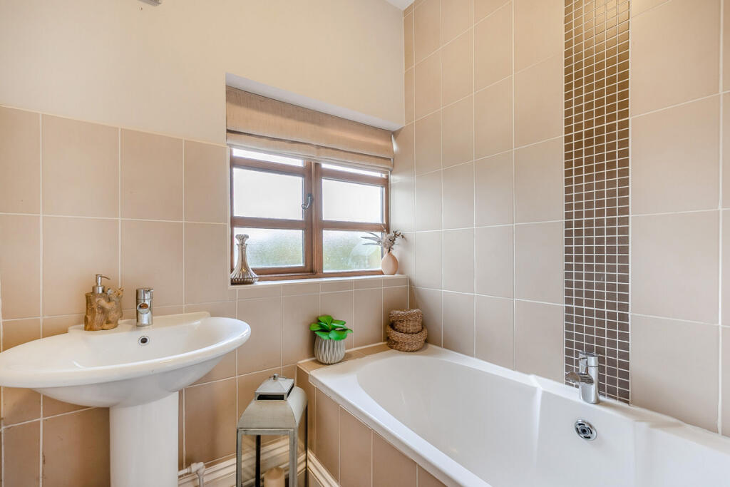 Additional image 20 of Stonehouse Lane, Alvechurch, Worcestershire B48 7BA