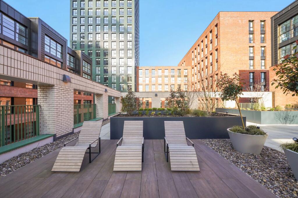 Additional image 37 of Sherlock Quarter, 36 Sherlock Street, B5