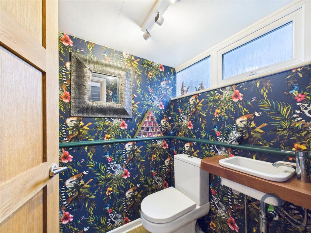 Additional image 11 of School Drive, Wythall, Birmingham, Worcestershire, B47