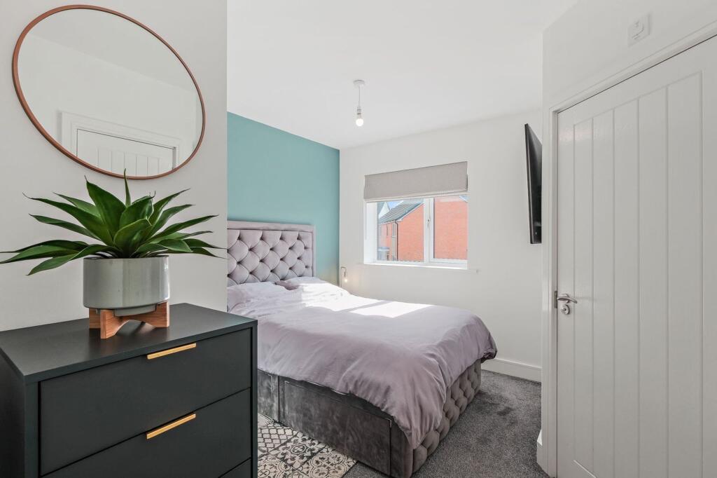 Additional image 8 of Russell Street, Cofton Hackett, B45