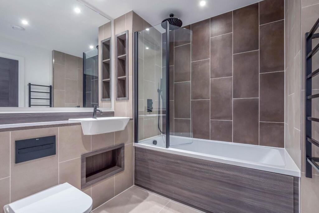 Additional image 12 of The Lancaster, Snow Hill Wharf, 62 Shadwell Street, B4 6LP