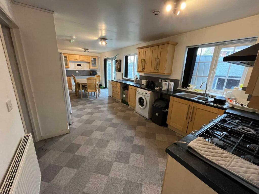 Additional image 6 of Double Rooms Available, Rednal, B45