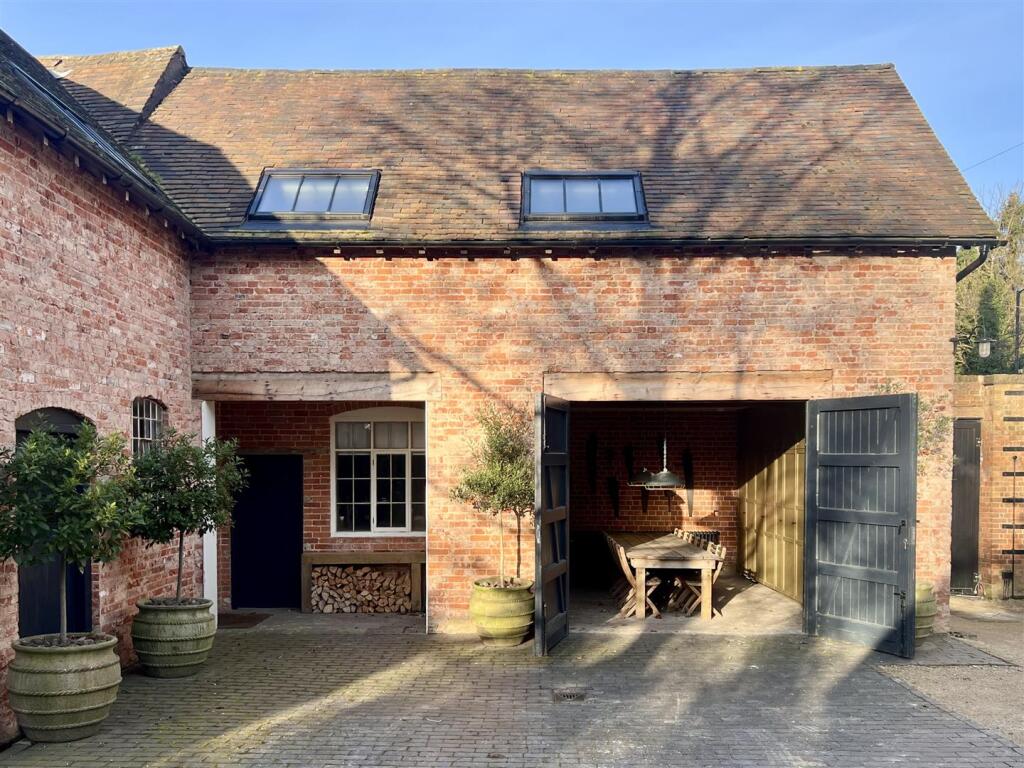 Additional image 31 of Coleshill House & Coach House - High Street, Coleshill