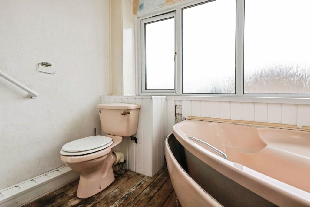 Additional image 12 of Farnborough Road, Birmingham, West Midlands, B35