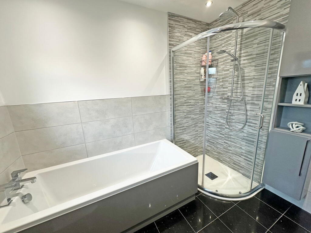 Additional image 11 of Douglas Road, Hollywood, B47 5JZ