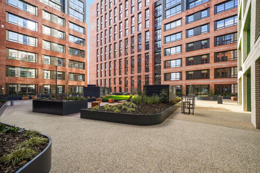 Additional image 26 of Sherlock Quarter, 36 Sherlock Street, B5