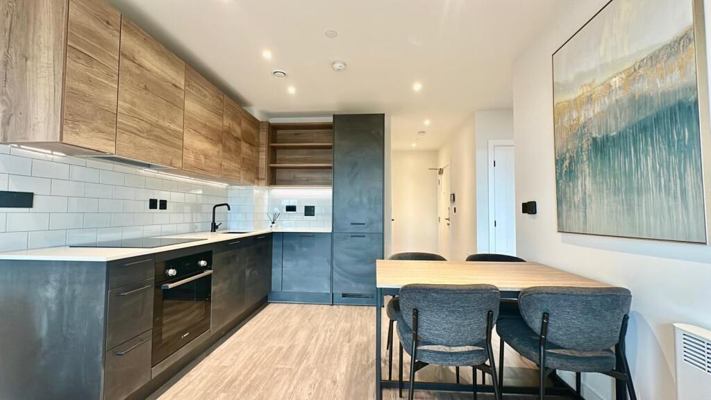 Additional image 4 of Glasswater Locks, Birmingham, B4