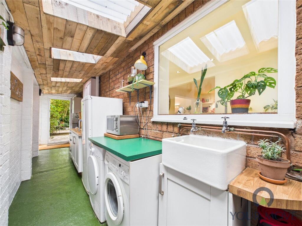 Additional image 9 of School Drive, Wythall, Birmingham, Worcestershire, B47