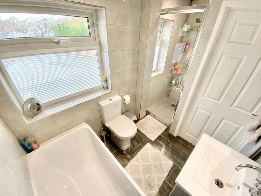 Additional image 8 of QUINTON, Clay Drive