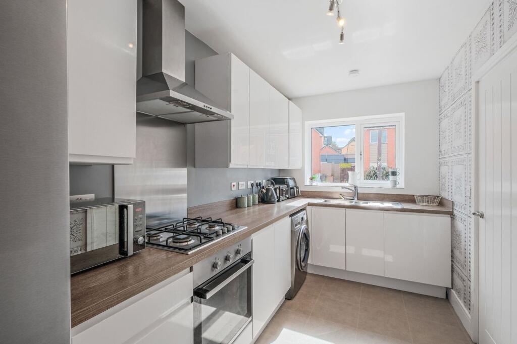 Additional image 5 of Russell Street, Cofton Hackett, B45