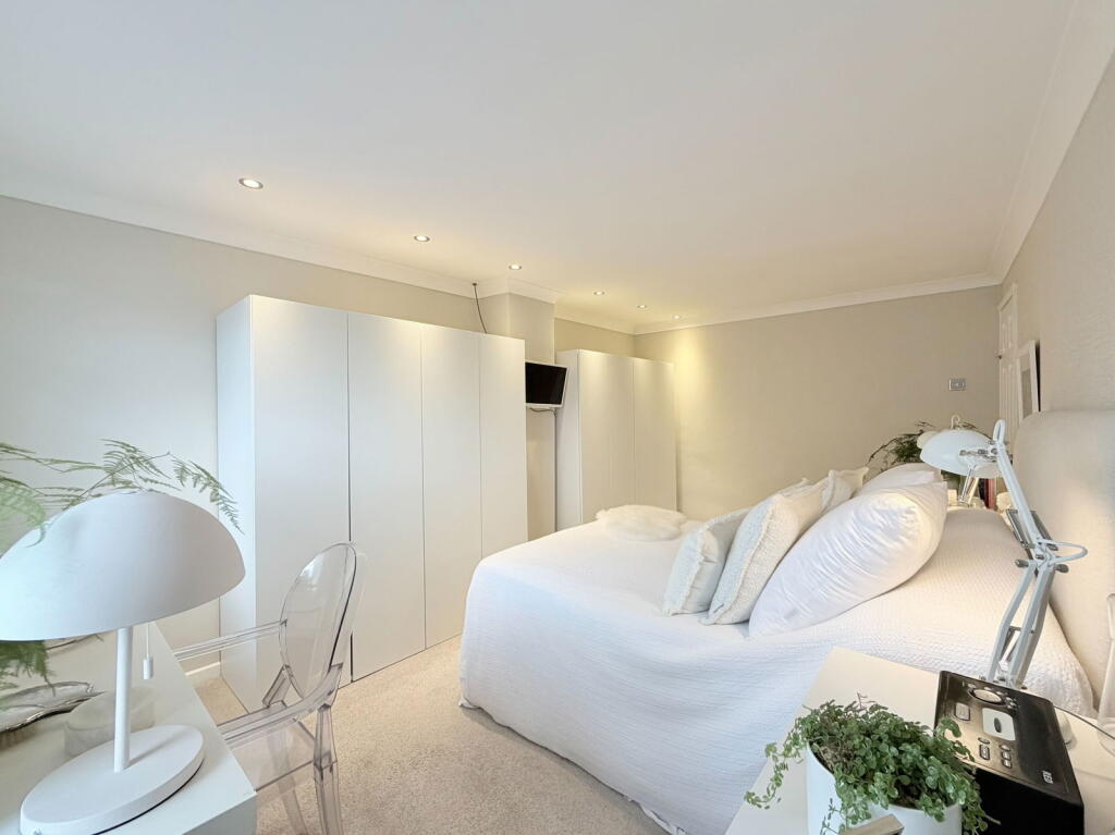 Additional image 9 of Green Close, Wythall, B47 6AD