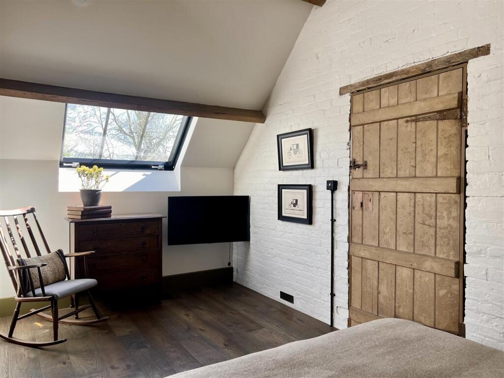 Additional image 9 of Coleshill House & Coach House - High Street, Coleshill