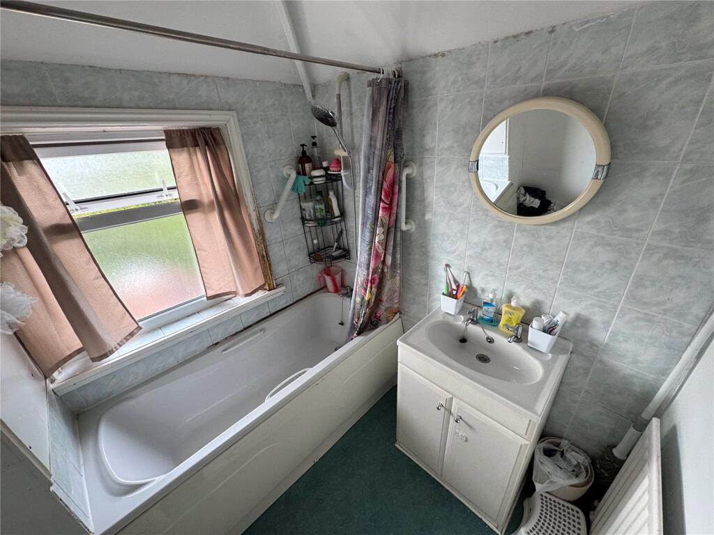 Additional image 16 of Redthorn Grove, Birmingham, West Midlands, B33