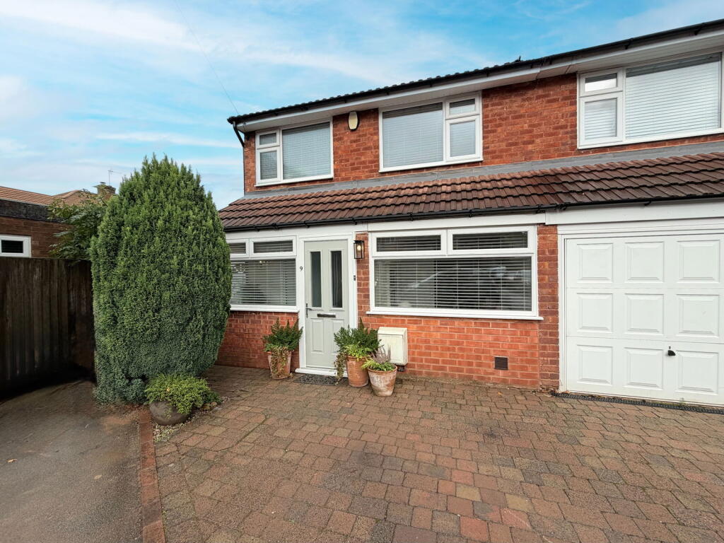 Property image for Green Close, Wythall, B47 6AD