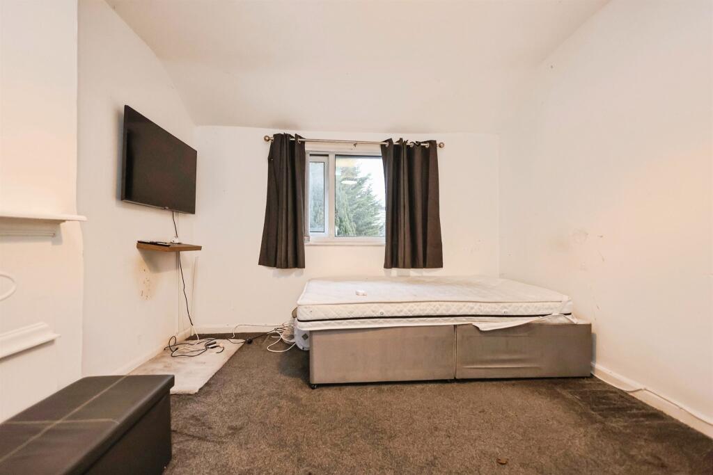 Additional image 14 of Redthorn Grove, Birmingham