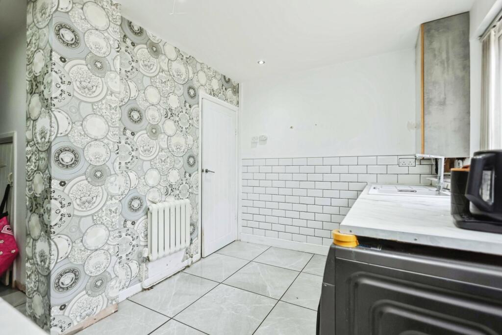 Additional image 7 of Warren Hill Road, Kingstanding, Birmingham, B44