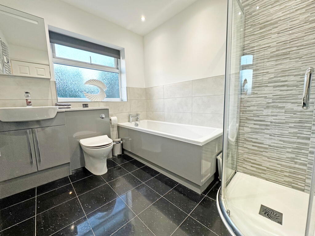 Additional image 3 of Douglas Road, Hollywood, B47 5JZ