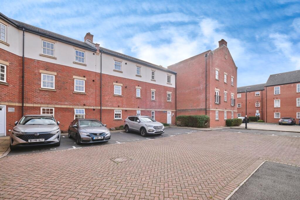 Additional image 4 of Horseshoe Crescent, Birmingham