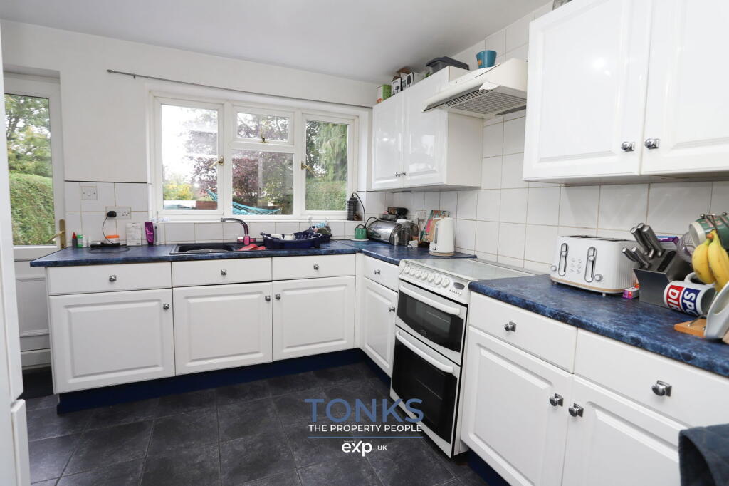 Additional image 6 of Extended family home - Highfield Lane, Halesowen, B63 4SG