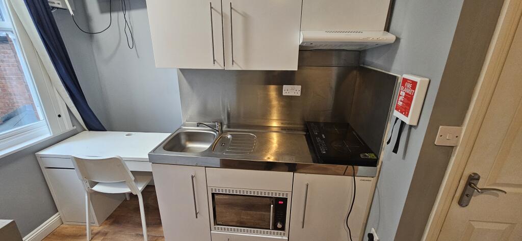 Additional image 8 of Bearwood Road, Smethwick